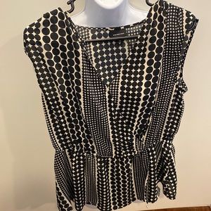 L Who What Wear 1/3 sleeve black polka dots blouse very classy